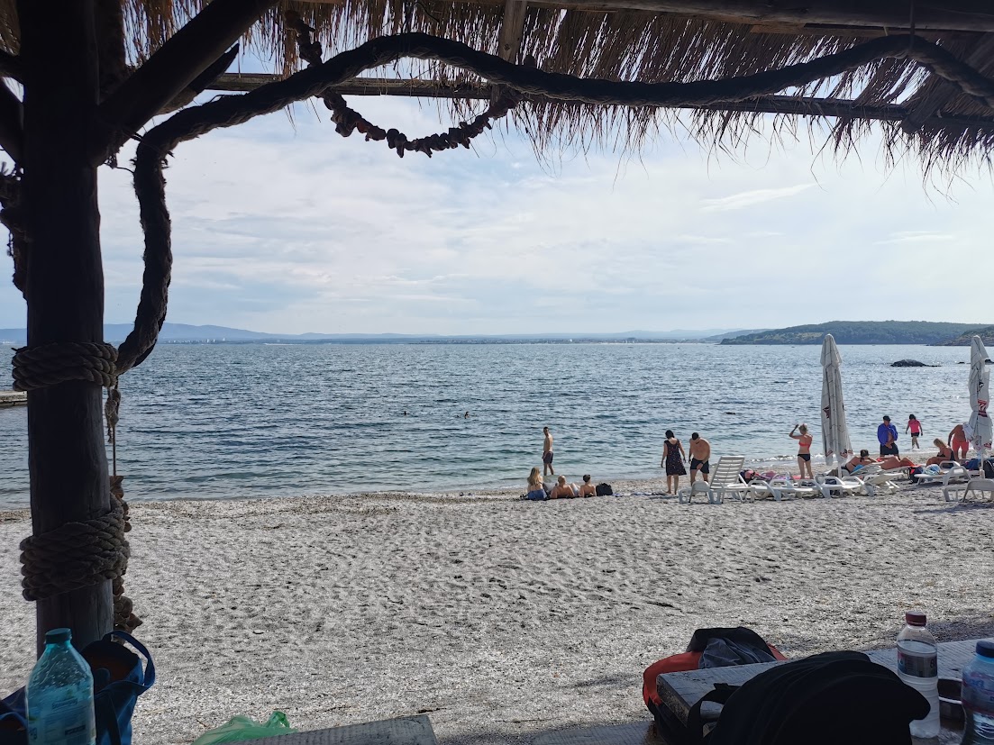 Maslen Nos Beach Bar